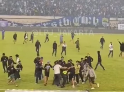Kronologi Kerusuhan Suporter Persib Usai Laga Persija: Fakta Lengkap dan Tanggapan PSSI